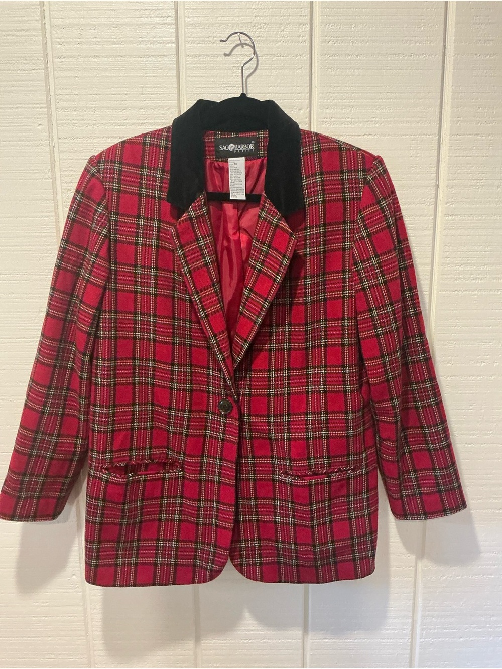 Sag Harbor Red Plaid Blazer with Black Velvet Collar